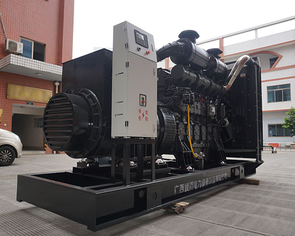 800kw上柴柴油發電機組